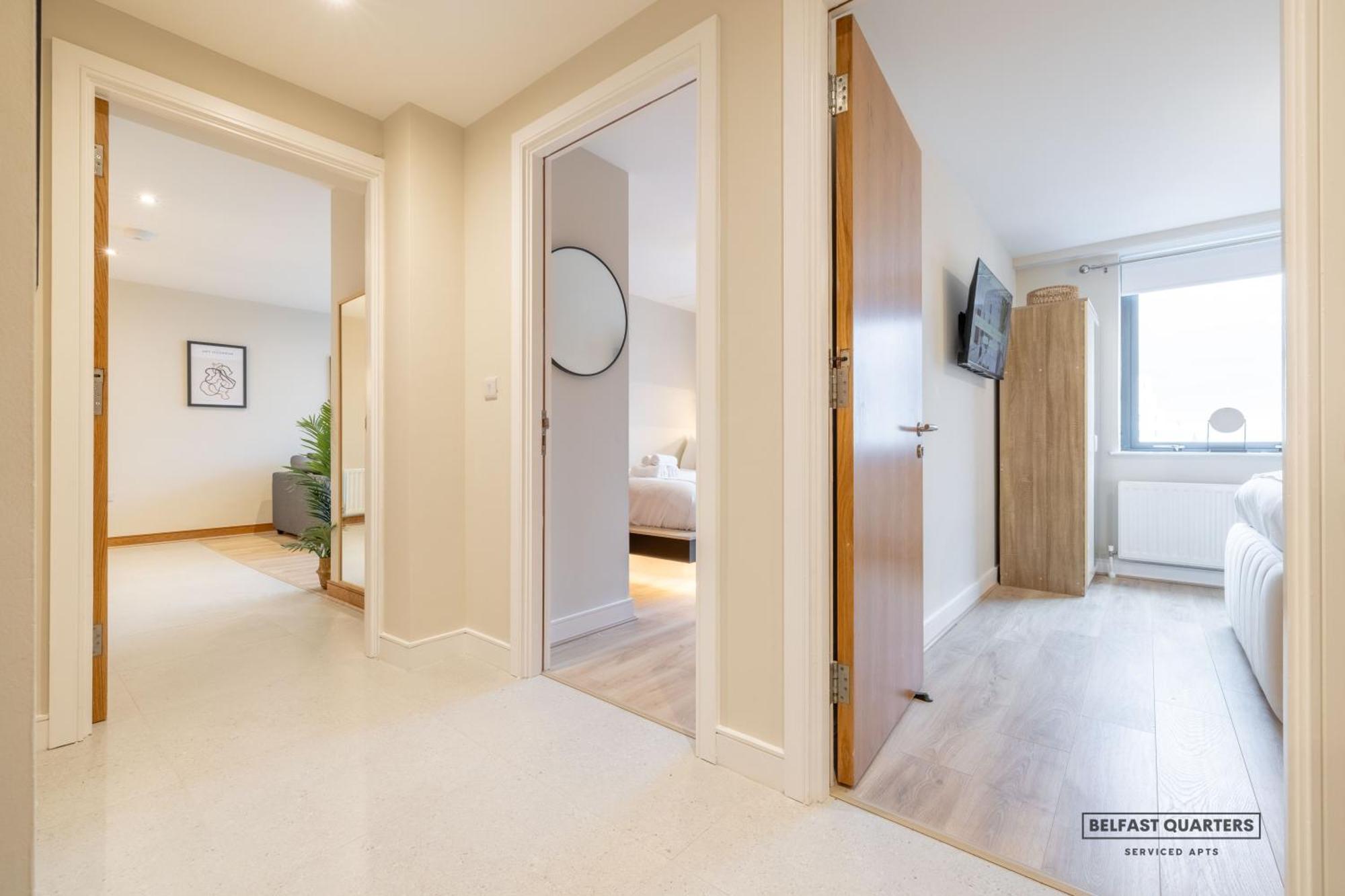 Quarters- 5th Floor Gem! Apartamento *
